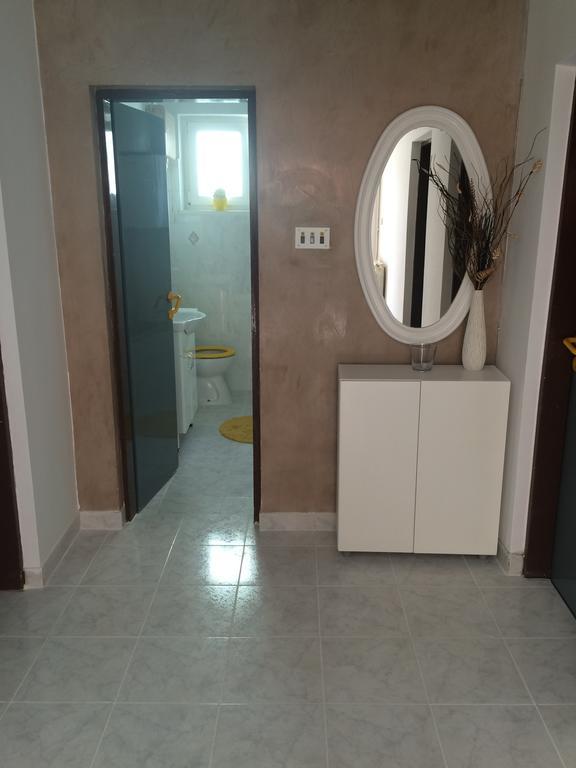 Apartment T&J Zara Esterno foto