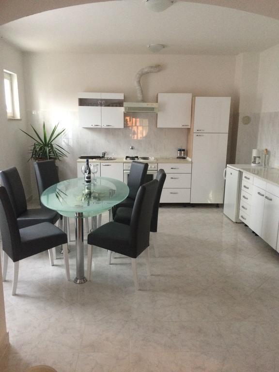 Apartment T&J Zara Esterno foto
