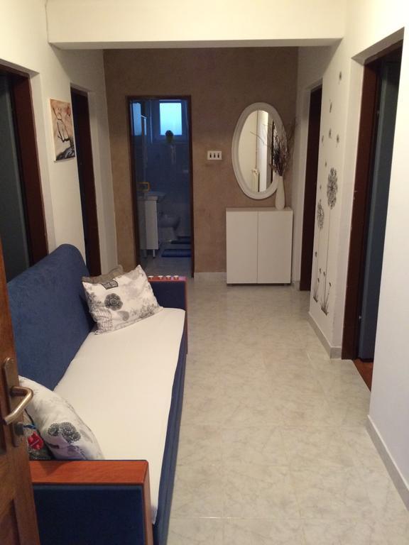 Apartment T&J Zara Esterno foto